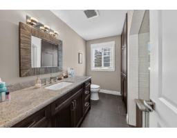 17377 28a Avenue, Surrey, BC V3Z0E7 Photo 17