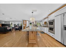17377 28a Avenue, Surrey, BC V3Z0E7 Photo 14