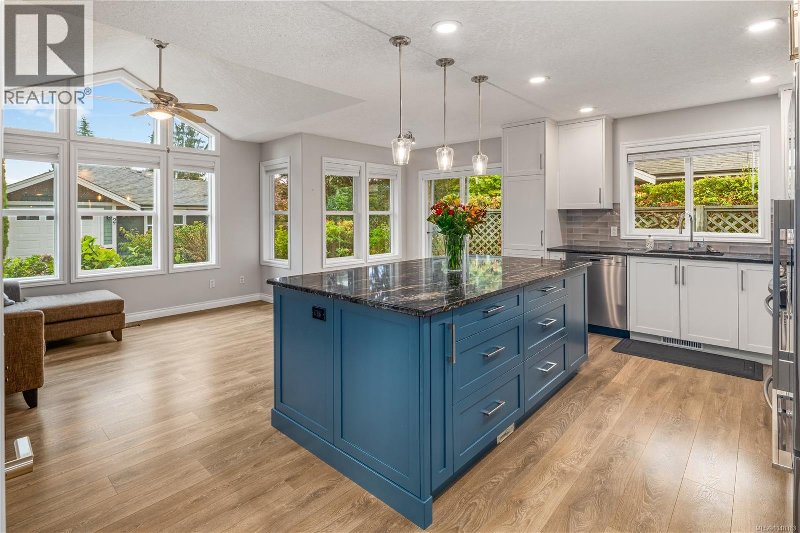 #6 707 Greenlea Dr - Image 17