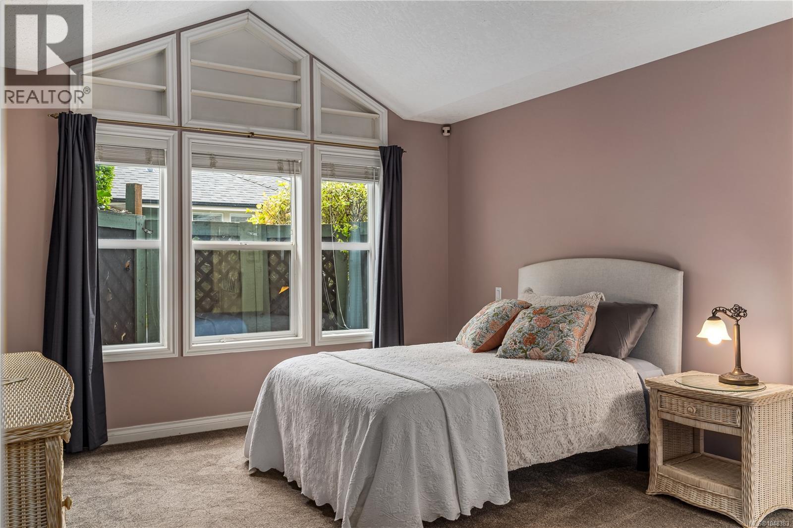 #6 707 Greenlea Dr - 24