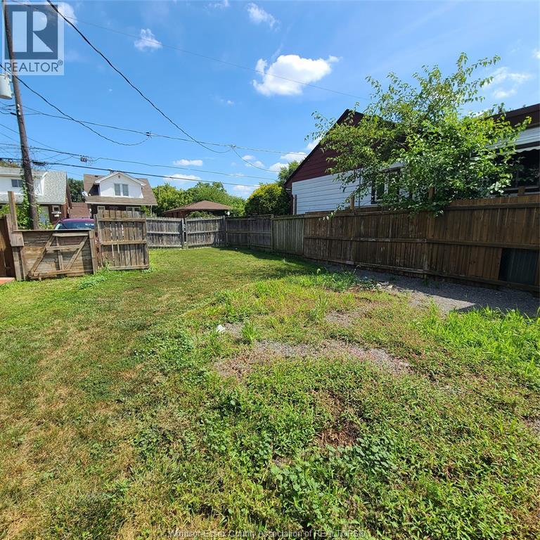 1165 Elm AVENUE - 21