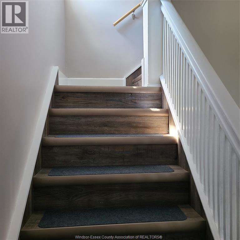 1165 Elm AVENUE - 5