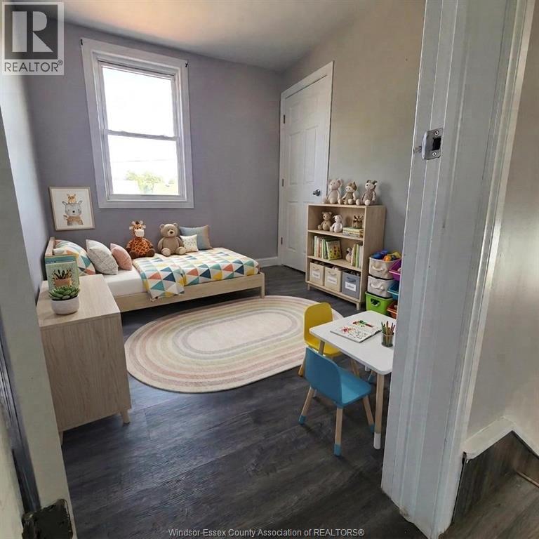 1165 Elm AVENUE - 8