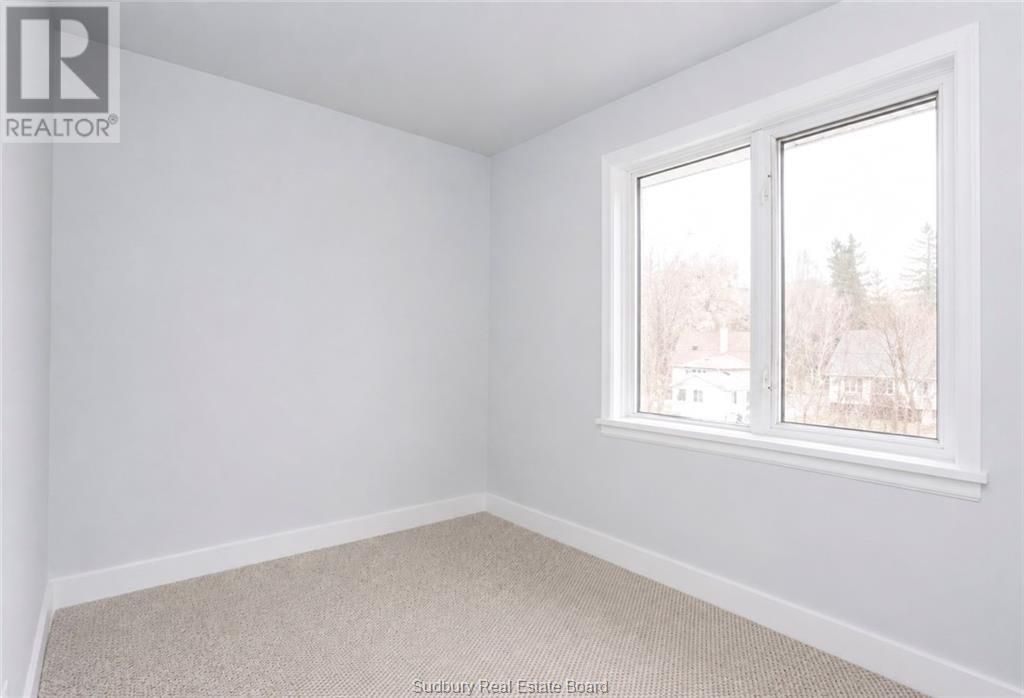 478 Ash Street - Image 17