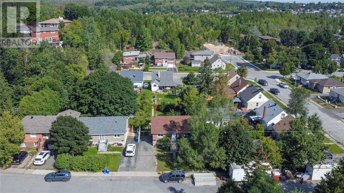 478 Ash Street - 33