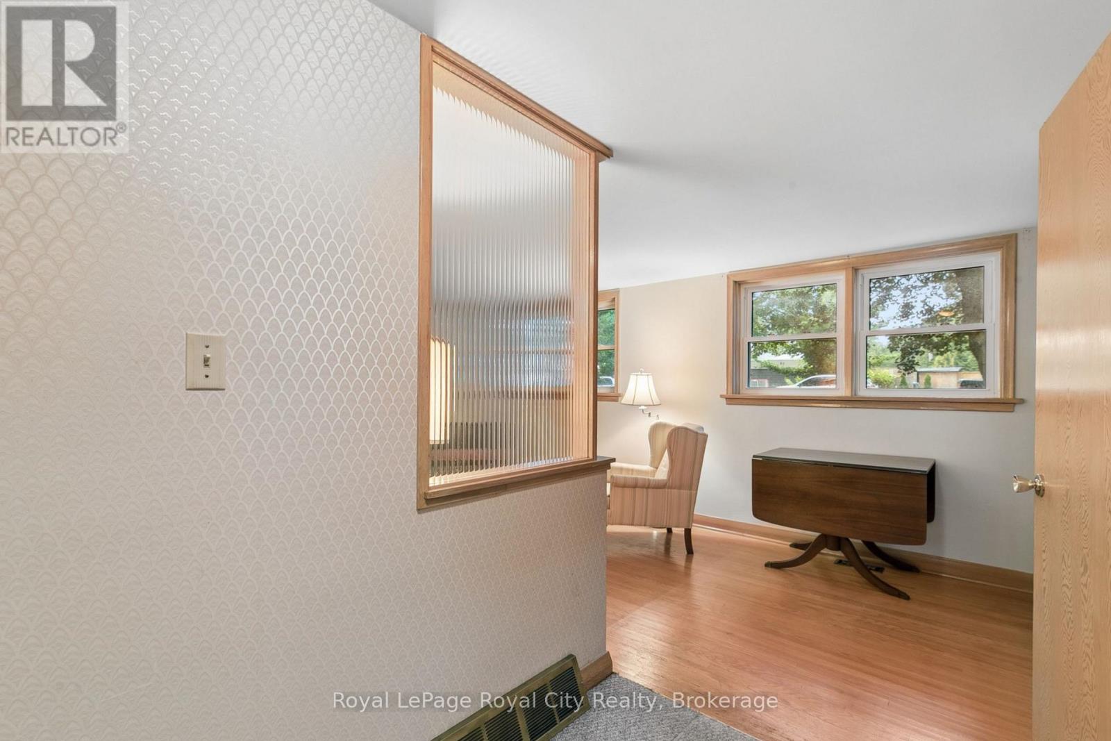 62 RODNEY BOULEVARD - 15