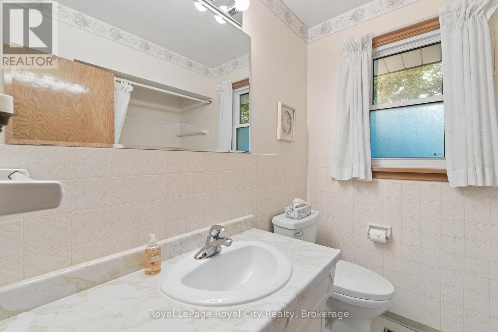62 RODNEY BOULEVARD - Image 19