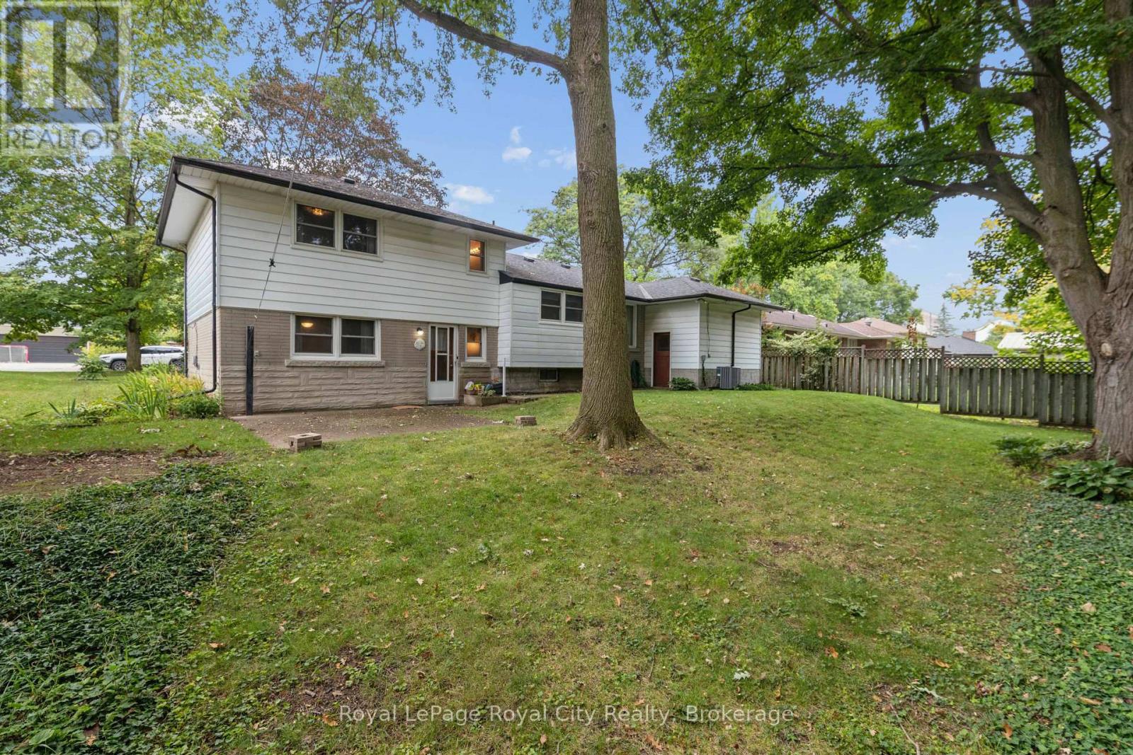 62 RODNEY BOULEVARD - Image 33