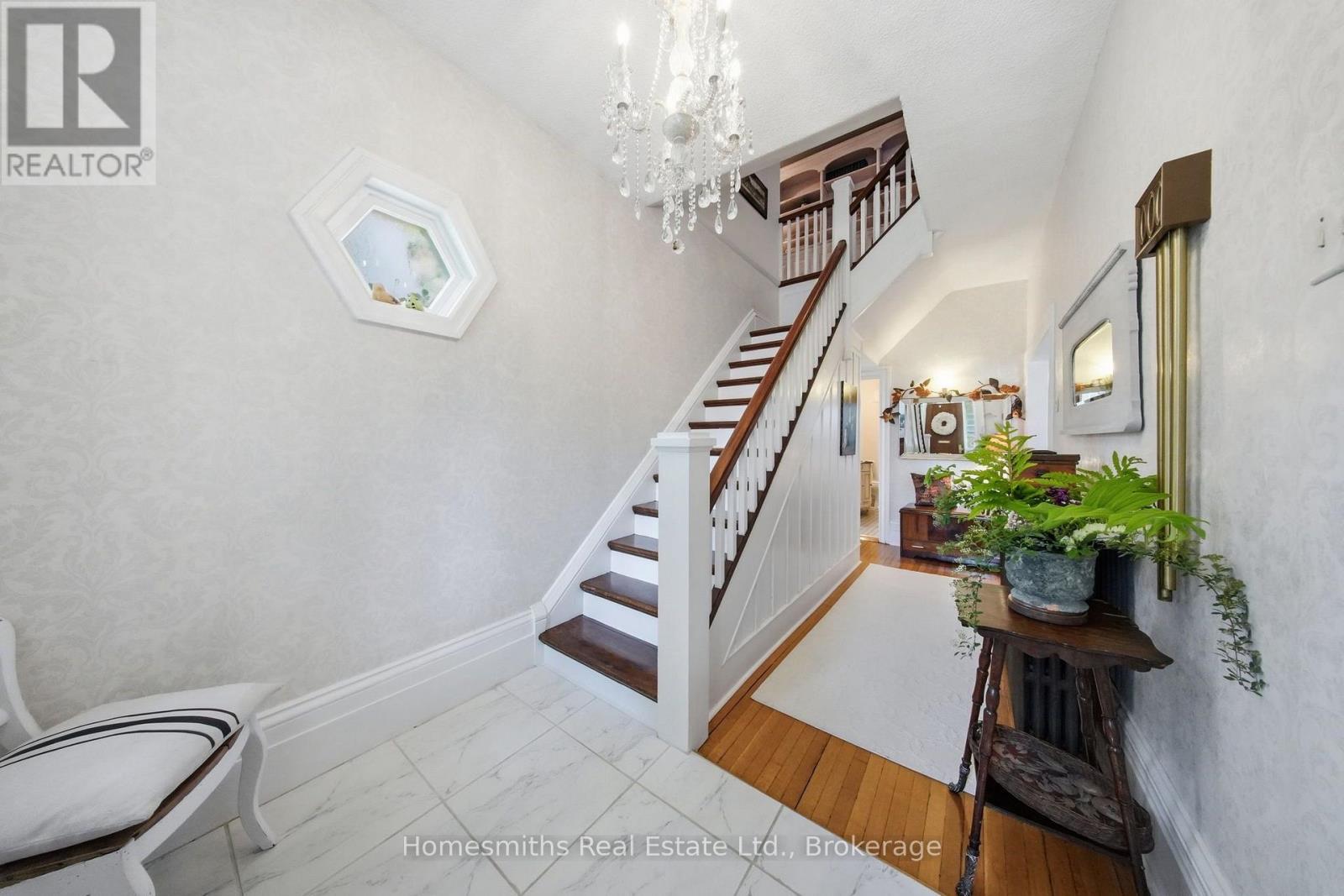 35 BEECH AVENUE, Clarington (Bowmanville) — photo 4