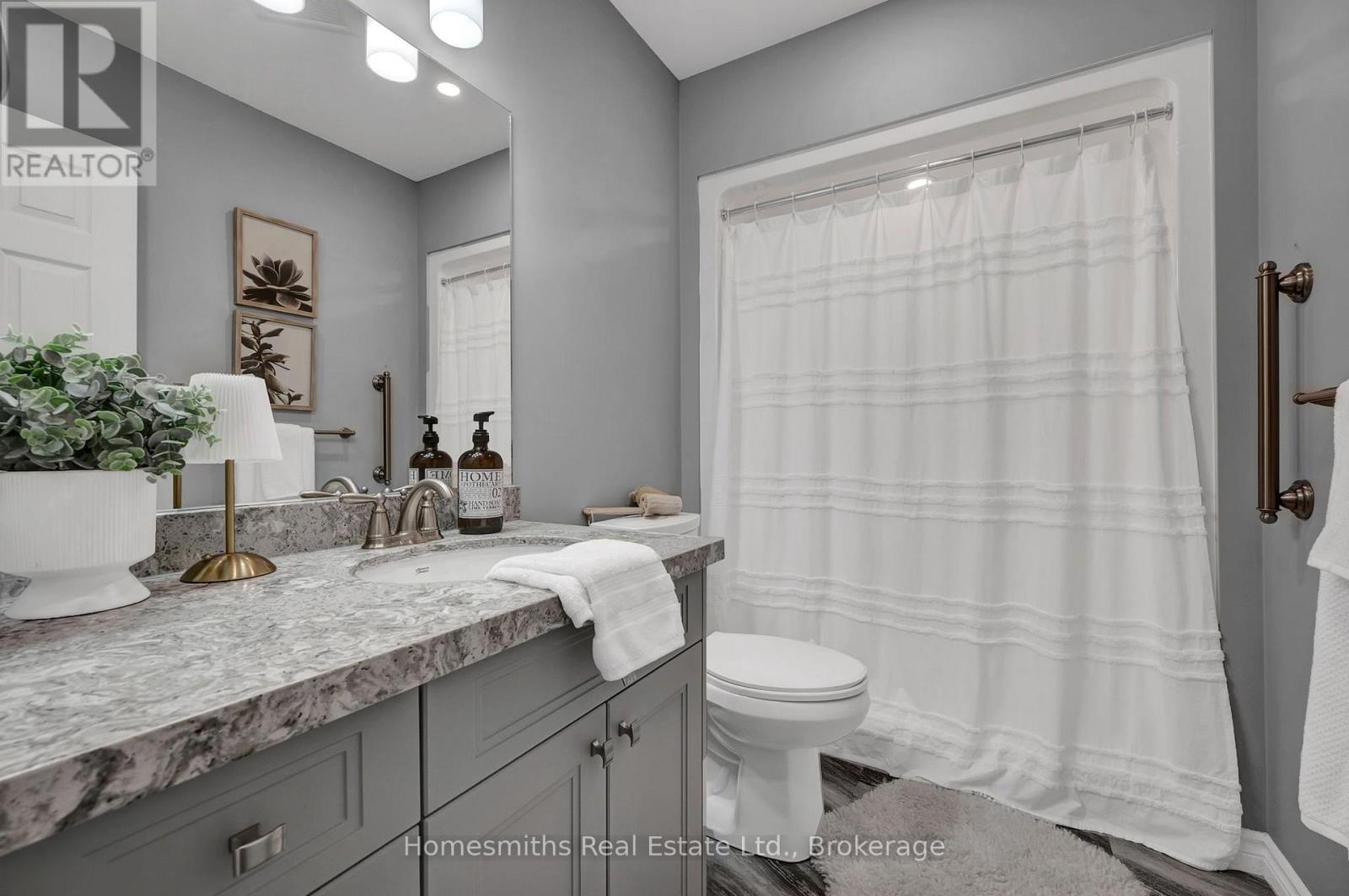 #404 300 CROFT STREET - Image 31
