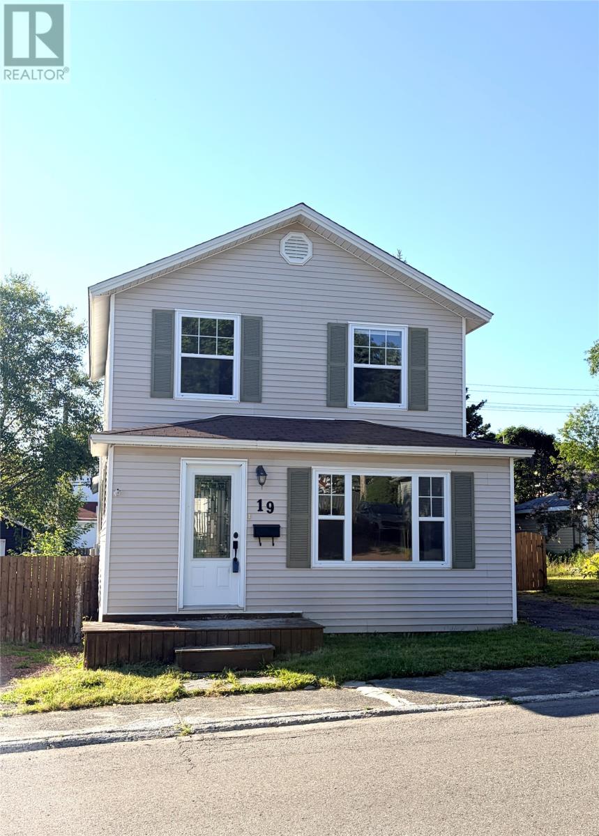 19 Monchy Road, Grand Falls-Windsor — photo 2