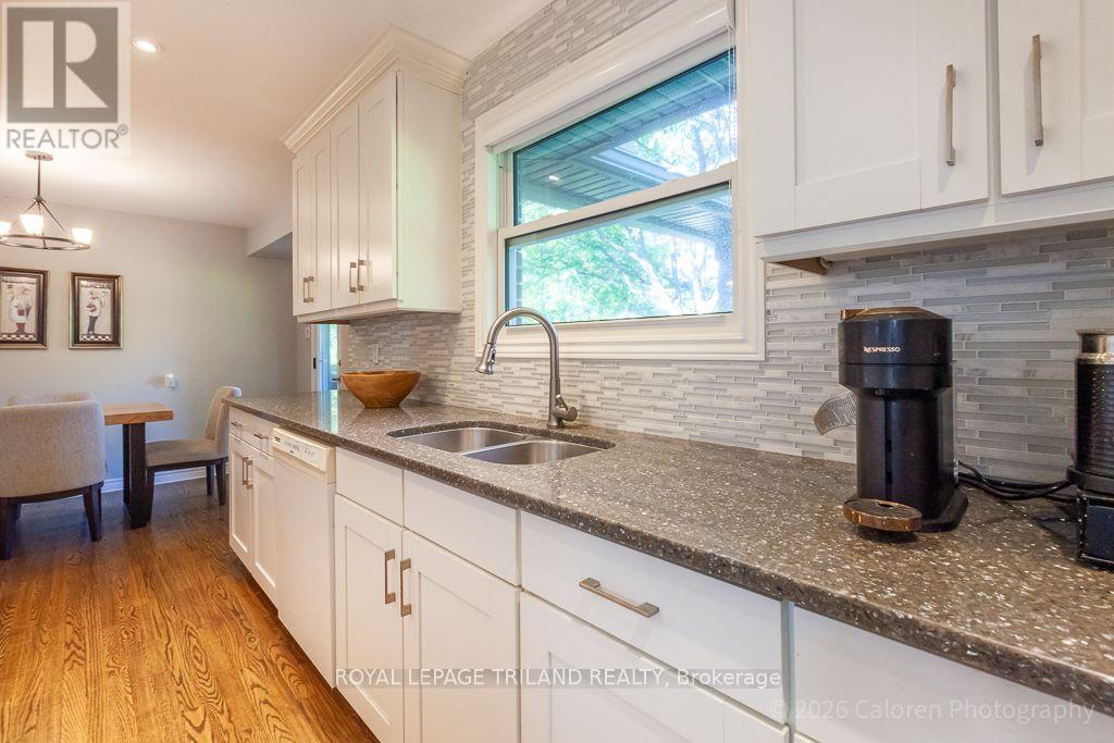 315 BLOXAM AVENUE - Image 23