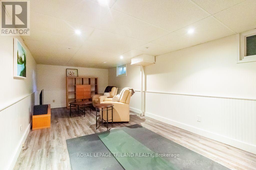 315 BLOXAM AVENUE - Image 40