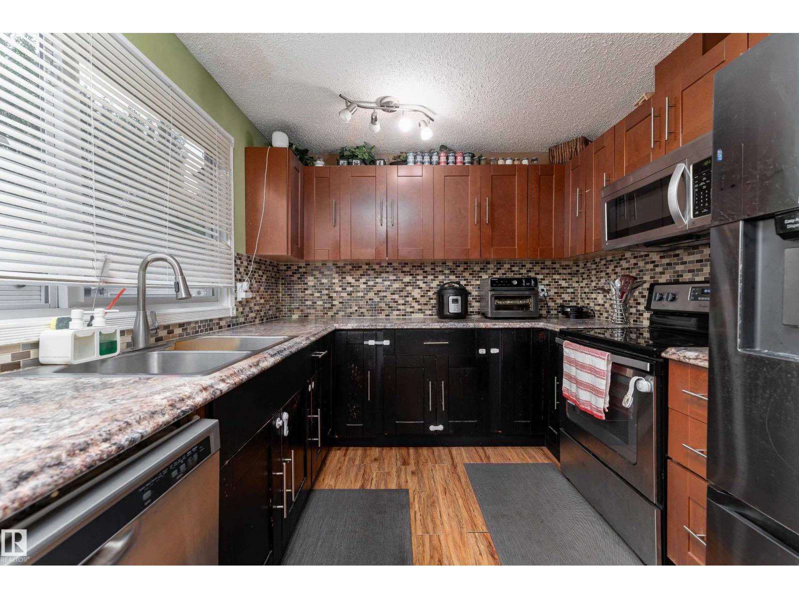 17928 93 AVE NW - 12