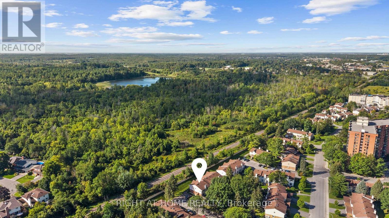 2 Bed, 2 Bath House for Sale in Ottawa – 158F VALLEY STREAM DRIVE, Ottawa – MLS# X13751480 - Image 26