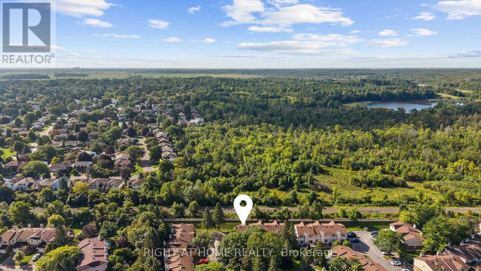 2 Bed, 2 Bath House for Sale in Ottawa – 158F VALLEY STREAM DRIVE, Ottawa – MLS# X13751480 - Image 27
