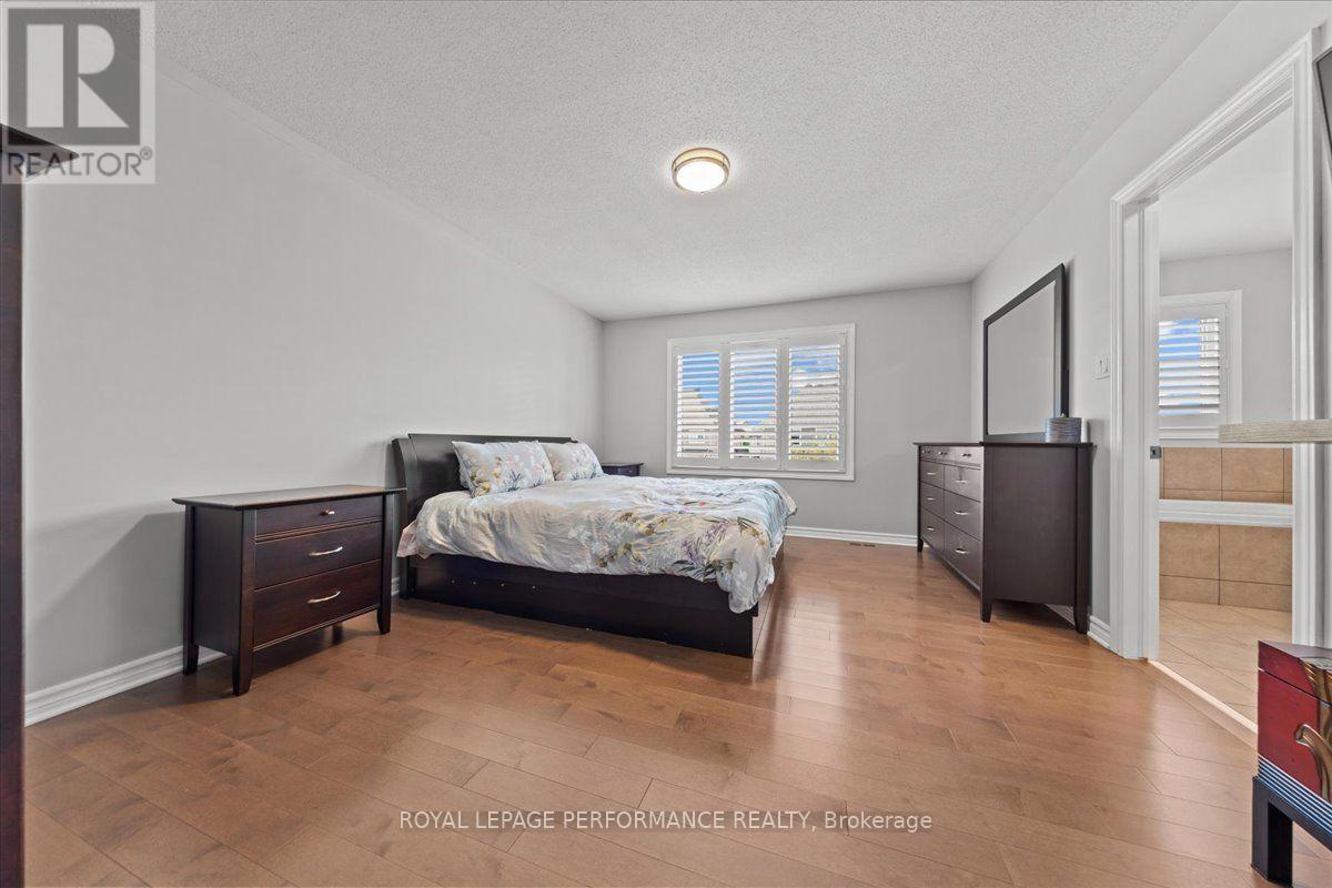 929 Verbena Crescent