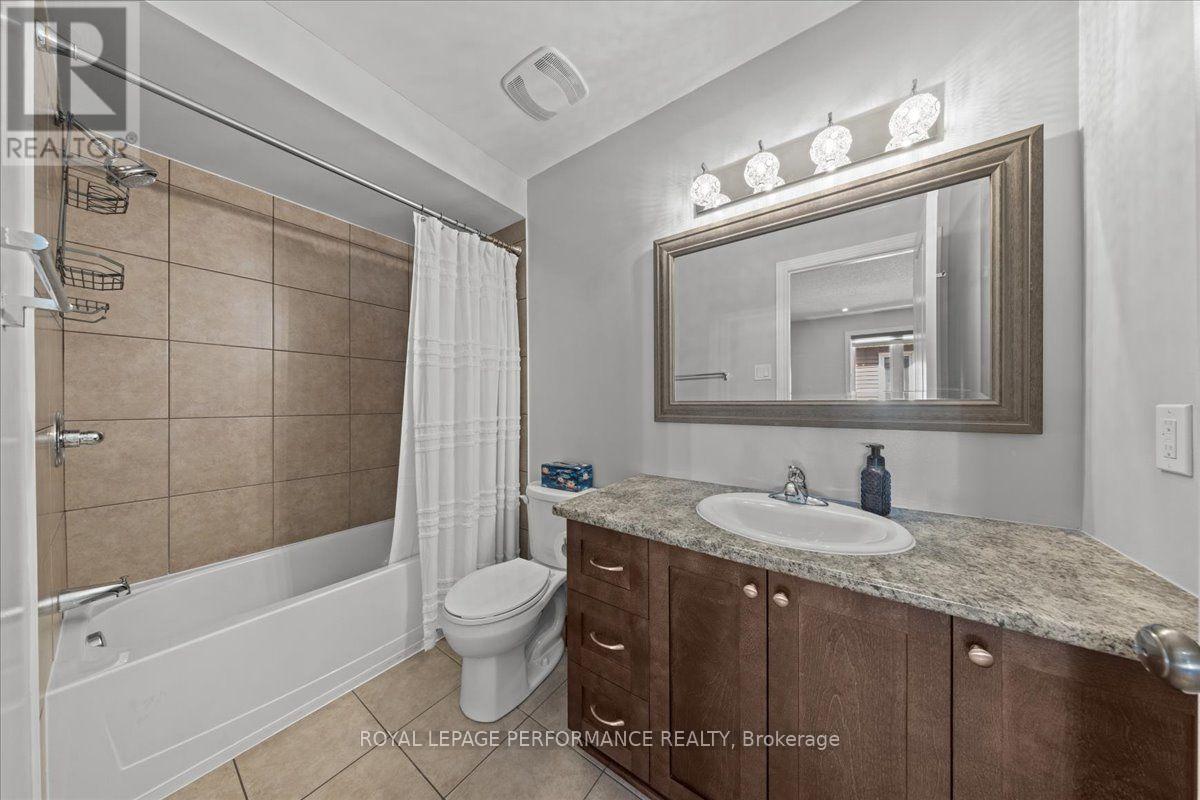 929 Verbena Crescent