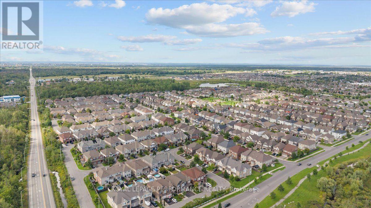 929 VERBENA CRESCENT - 43