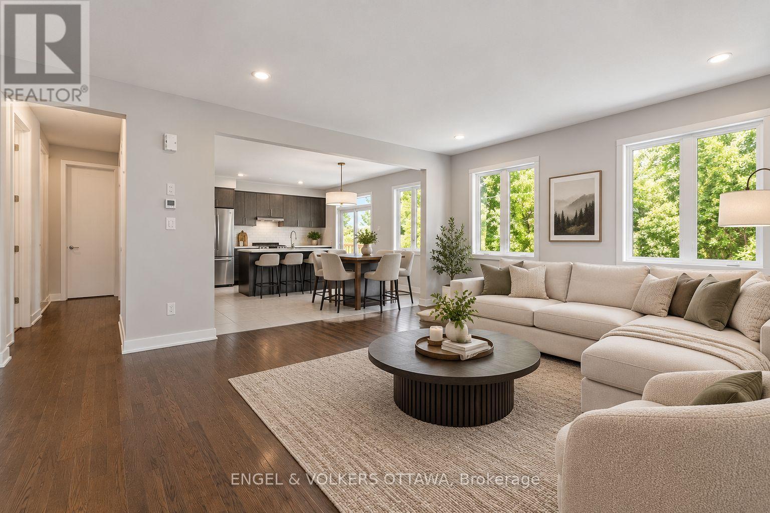 89 HACKAMORE CRESCENT - 31