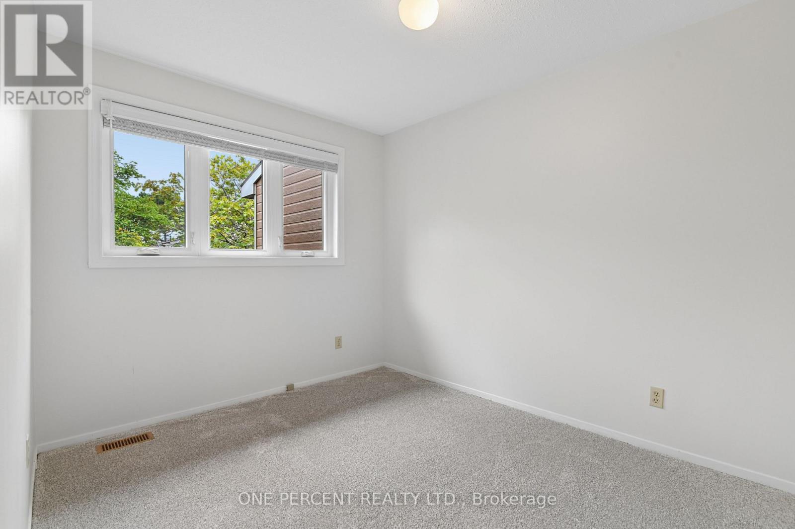 3 Bed, 3 Bath House for Sale in Ottawa – 52 – 710 CORONATION AVENUE, Ottawa – MLS# X13751584 - Image 22