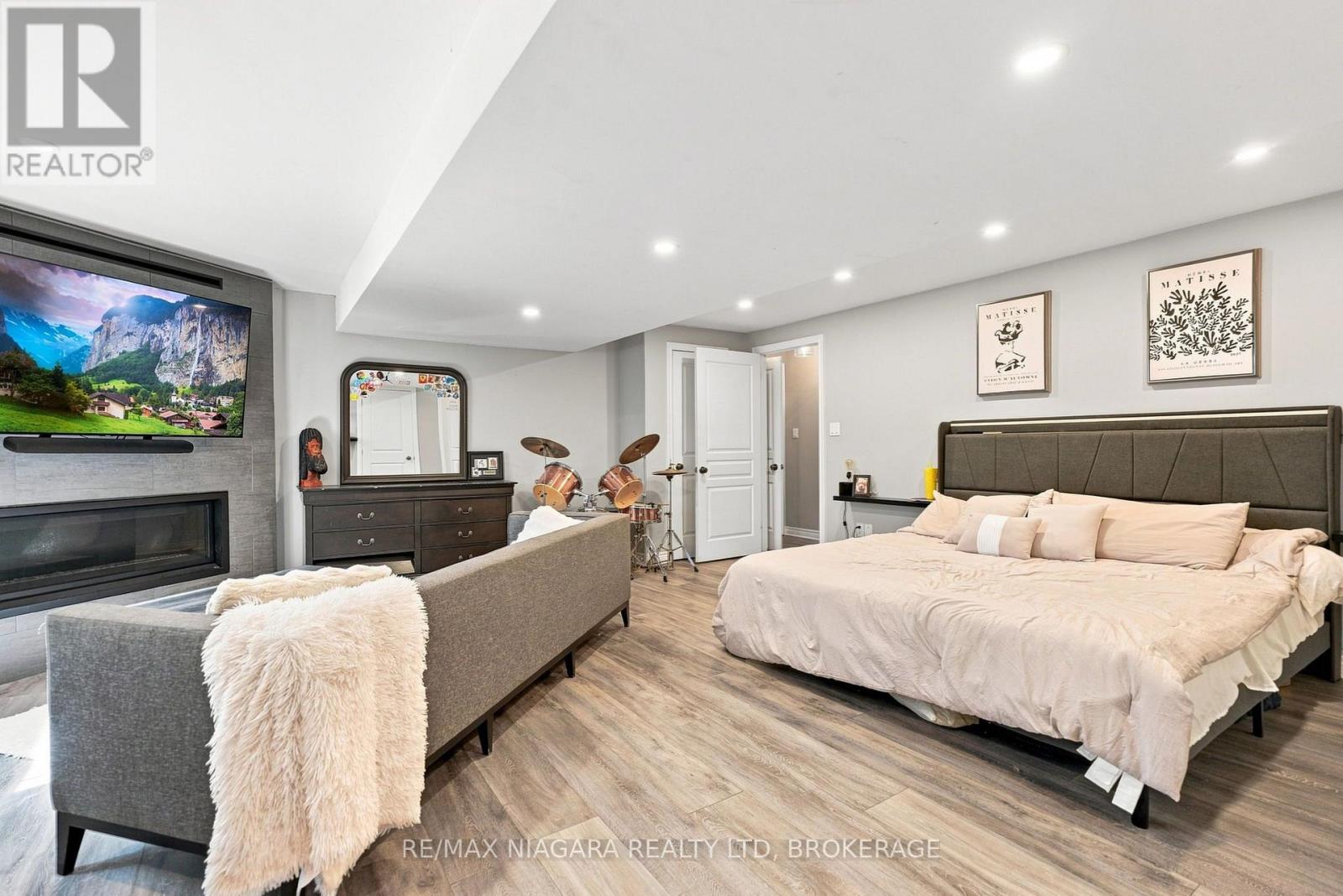1025 PELHAM ROAD - Image 23