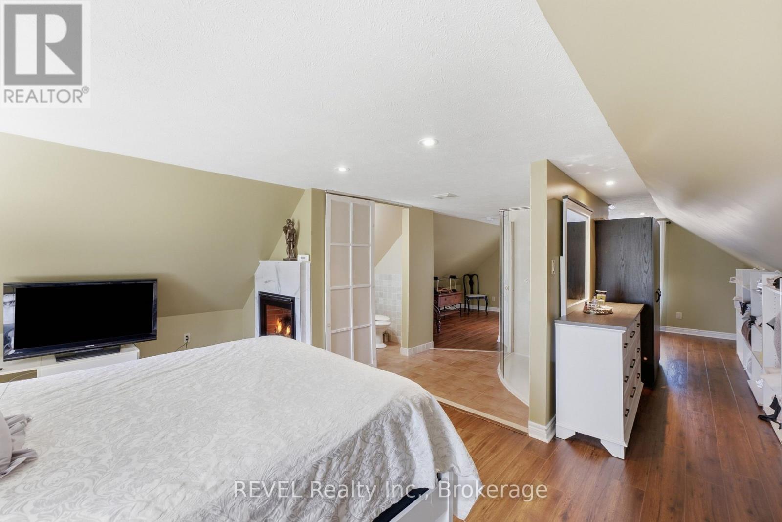 1055 Burger Road — photo 35