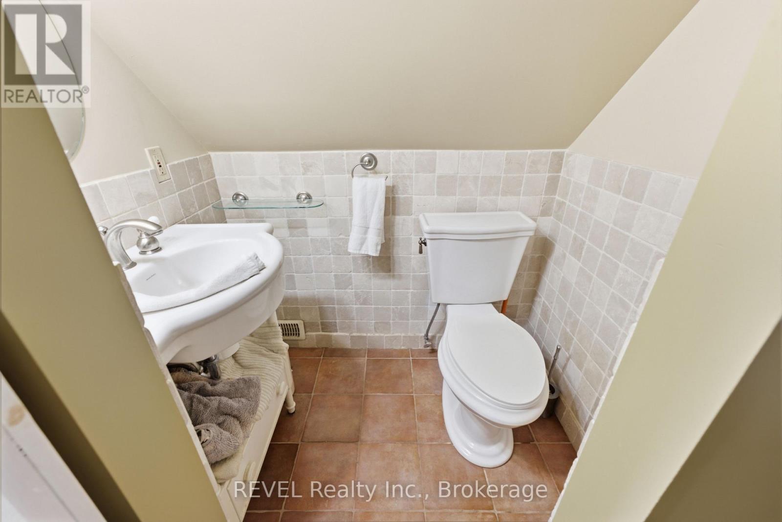 1055 Burger Road — photo 36