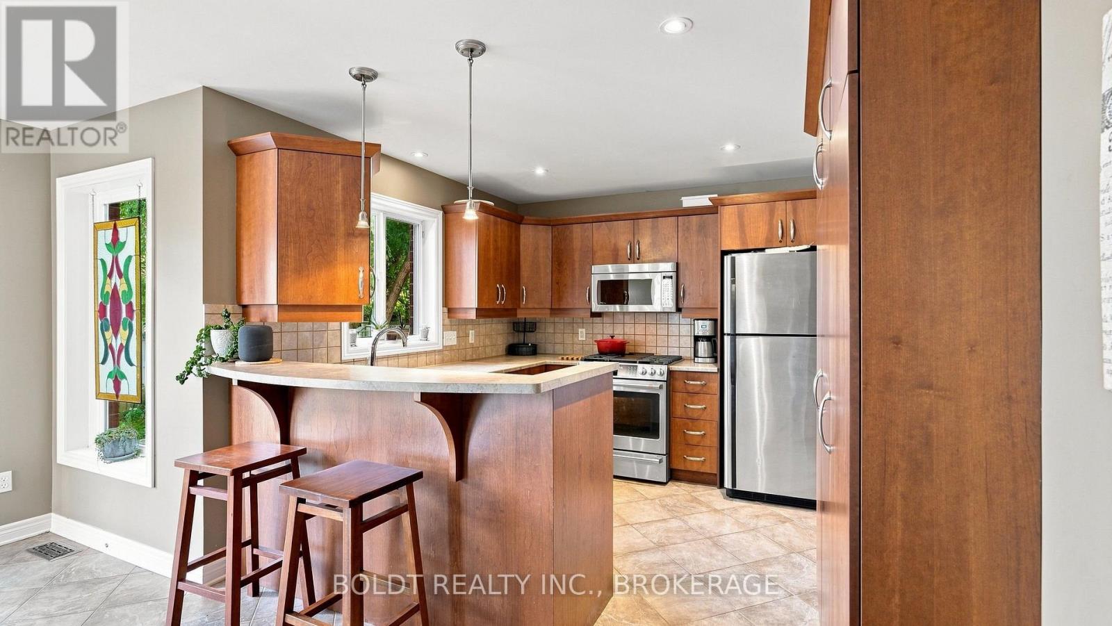 4 ARLENE STREET - 14
