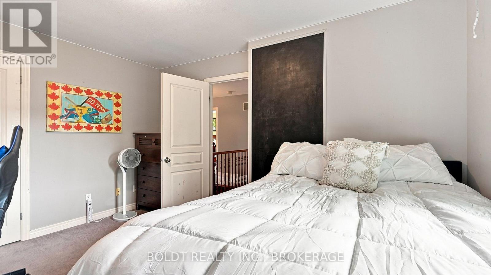4 ARLENE STREET - 30