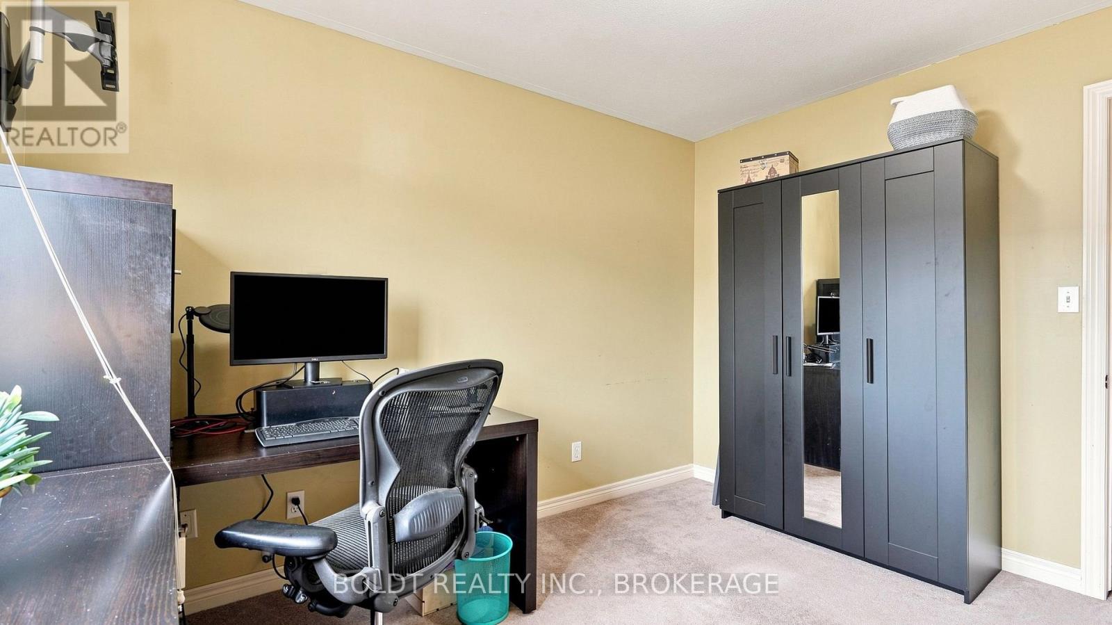 4 ARLENE STREET - Image 32