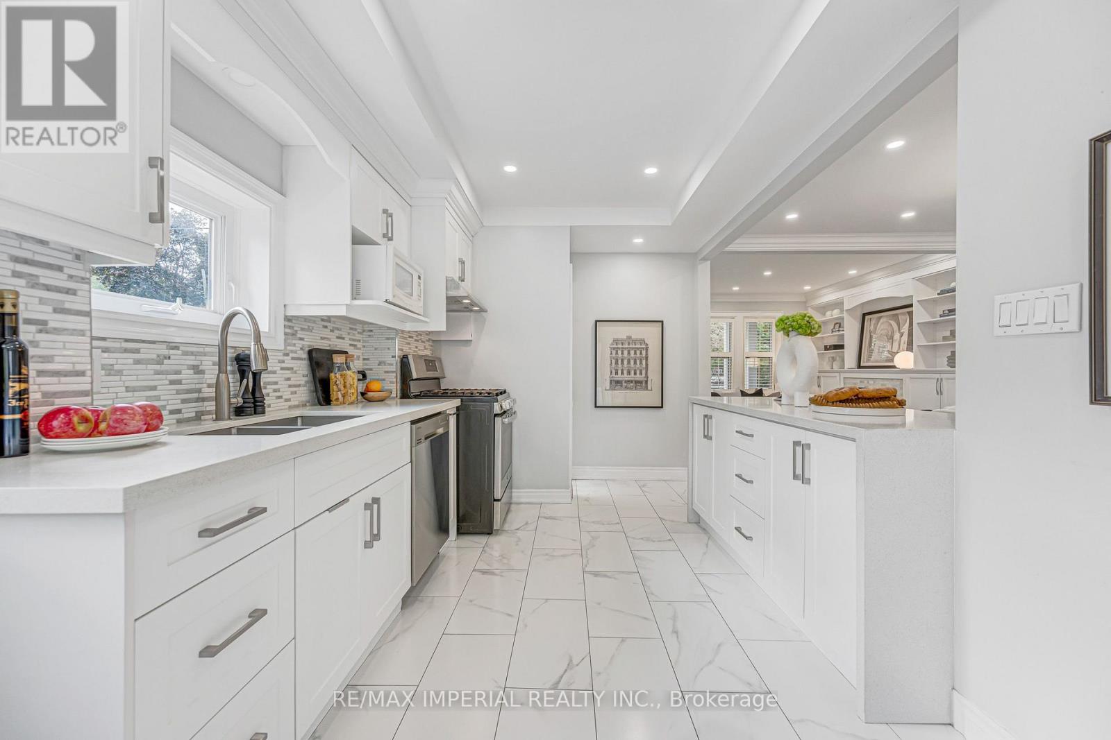 609 MILLWOOD ROAD - 12