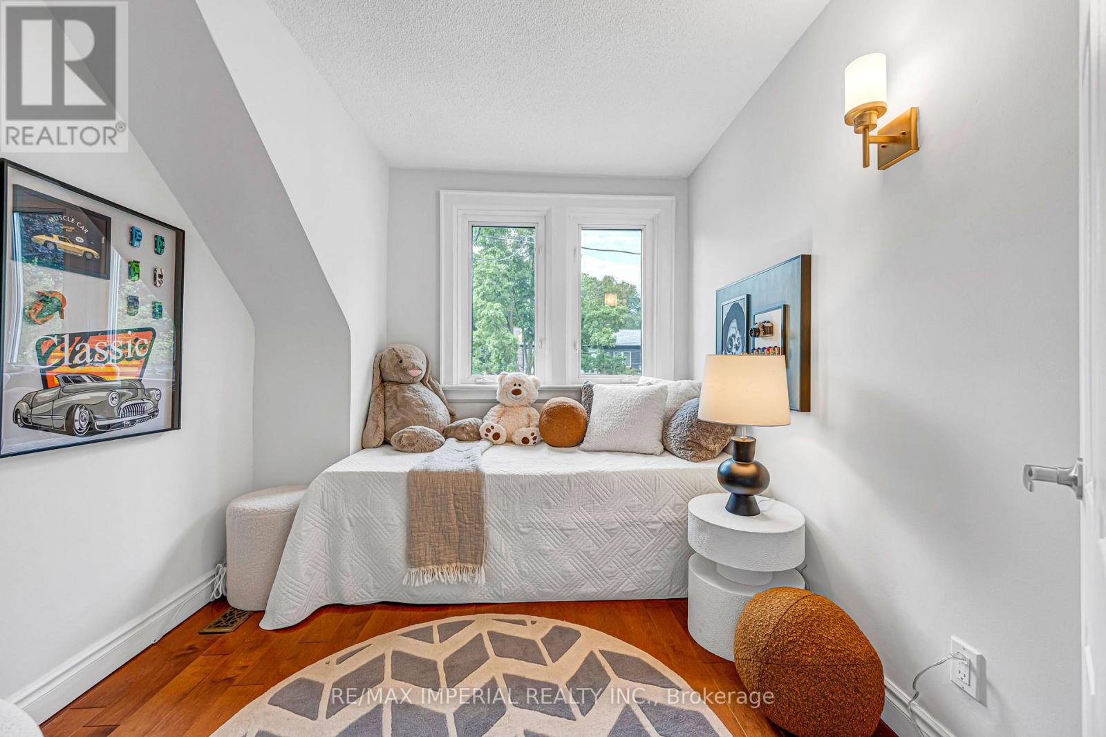 609 MILLWOOD ROAD - 20