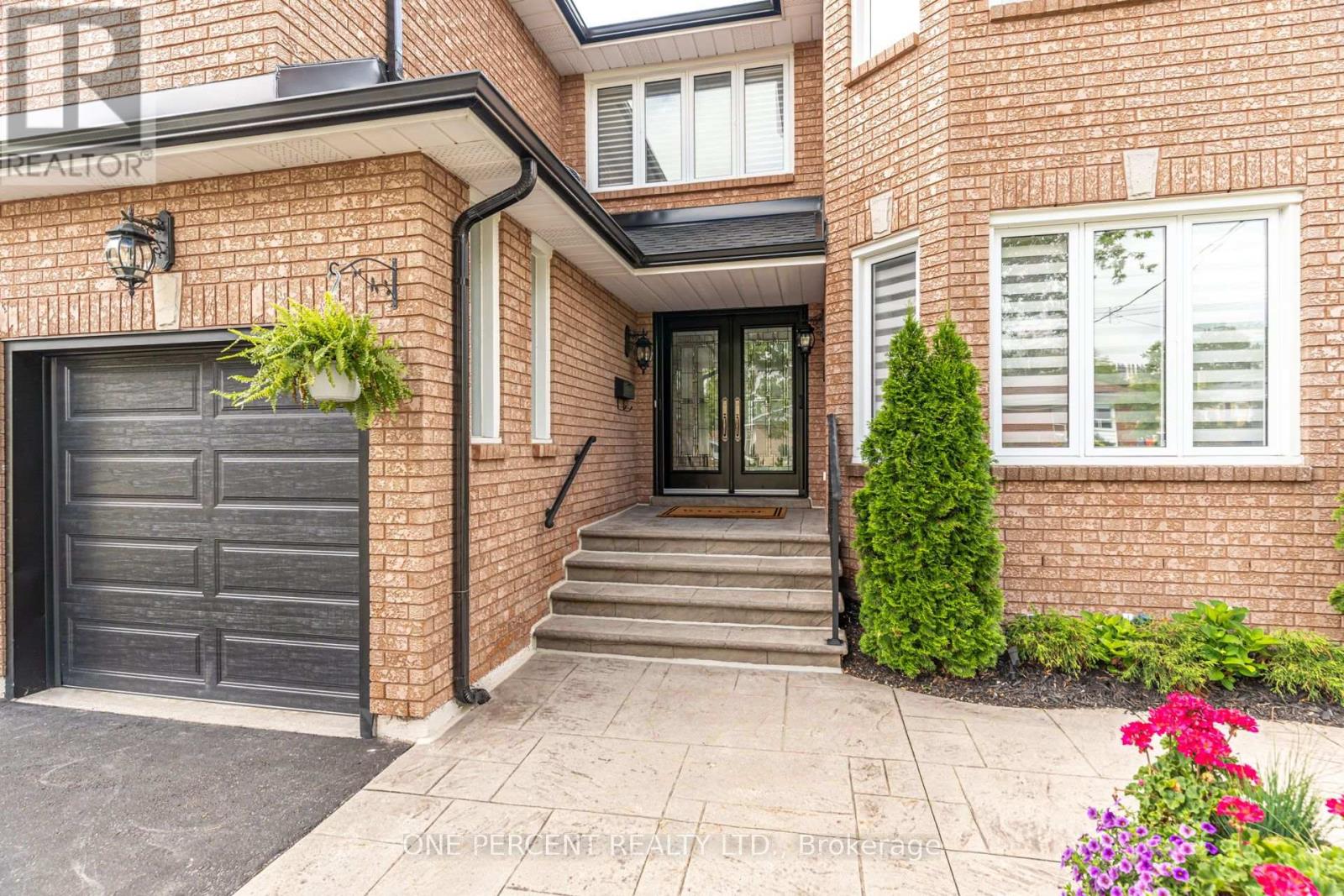 7 MENDIP CRESCENT - 3