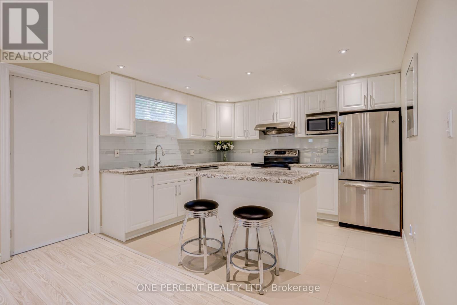 7 MENDIP CRESCENT - Image 36