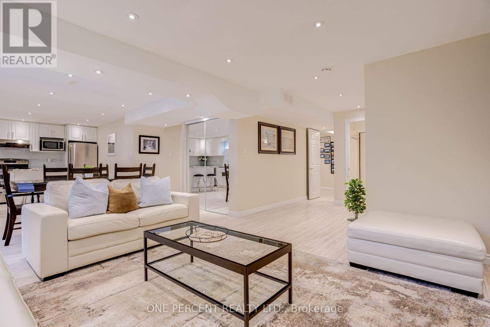 7 MENDIP CRESCENT - Image 38