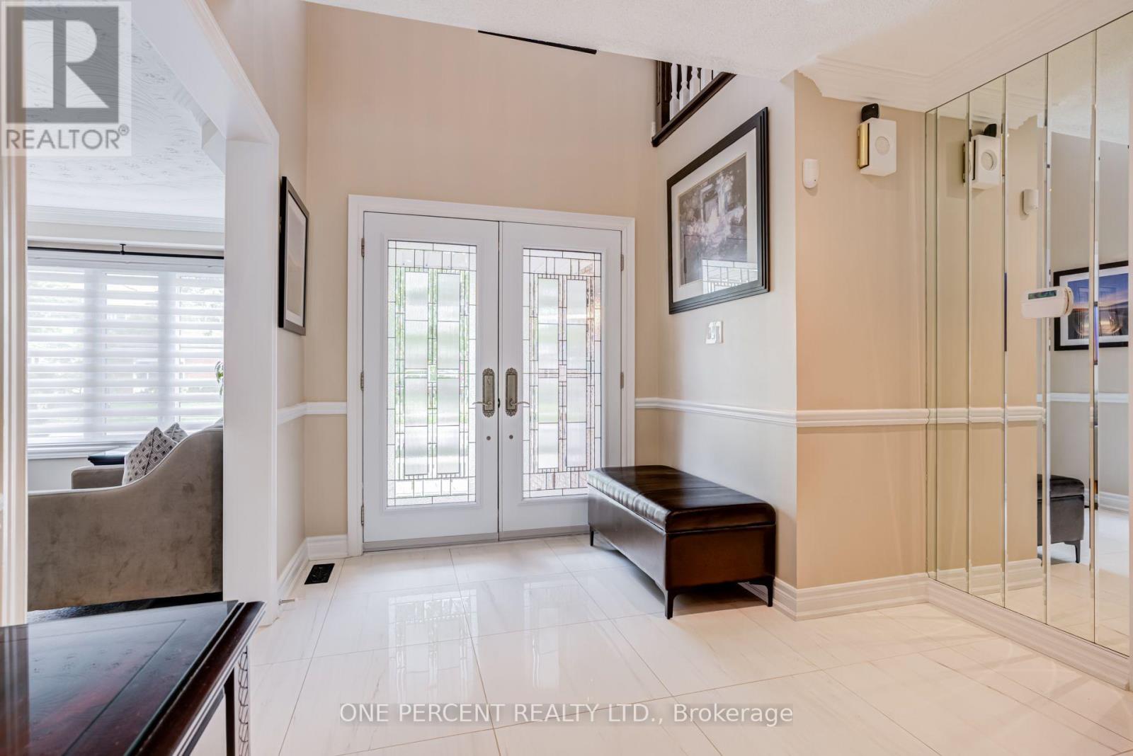 7 MENDIP CRESCENT - 4