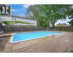 15 Monarch Drive, Chatham, ON N7L5G6 Photo 33