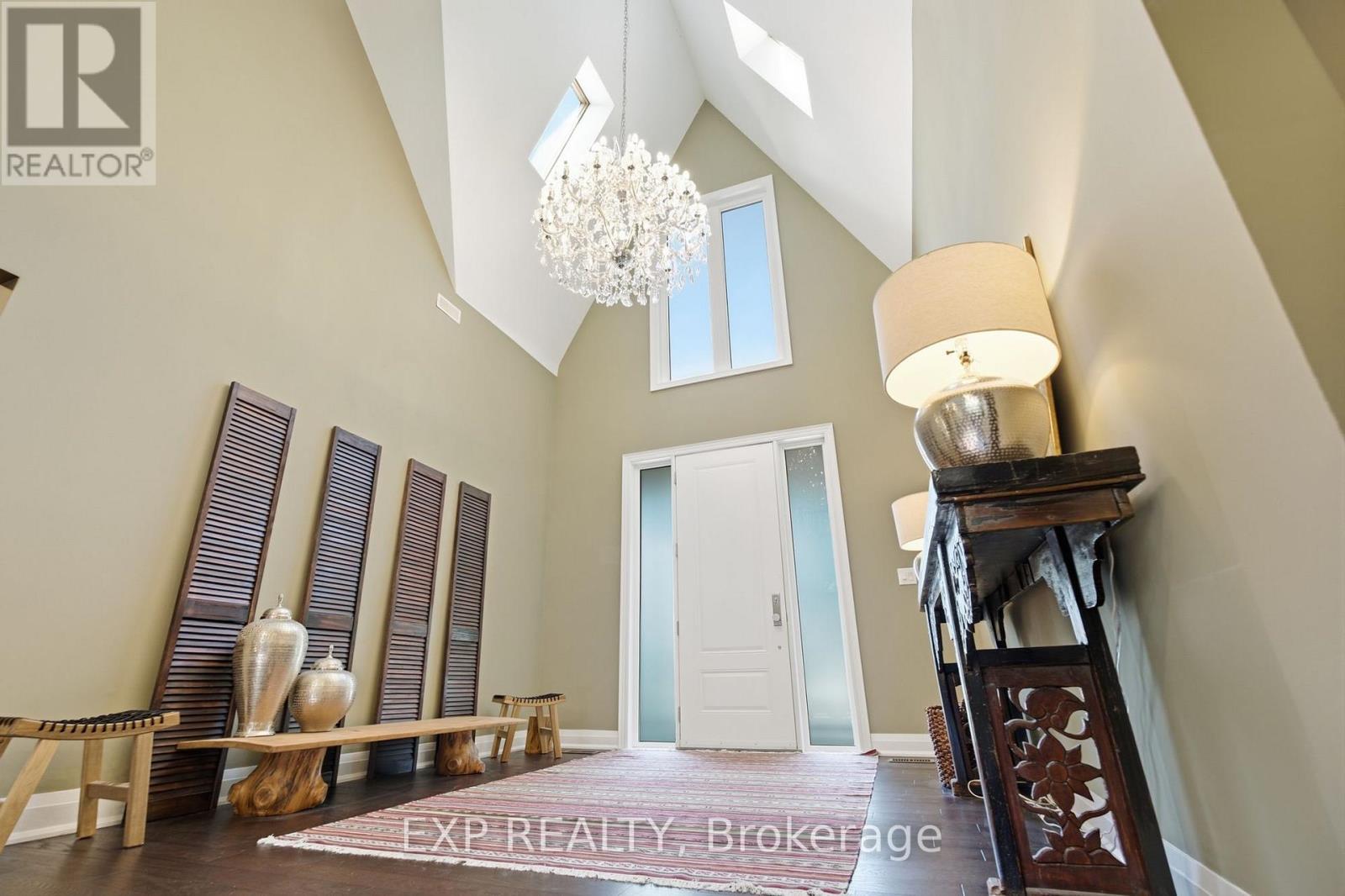 1785 Davis Drive W, King — photo 5