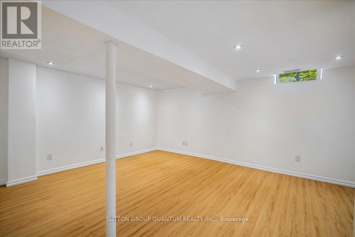 1023 RUNNYMEAD CRESCENT - Image 28