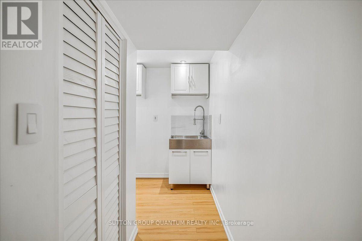 1023 RUNNYMEAD CRESCENT - Image 32