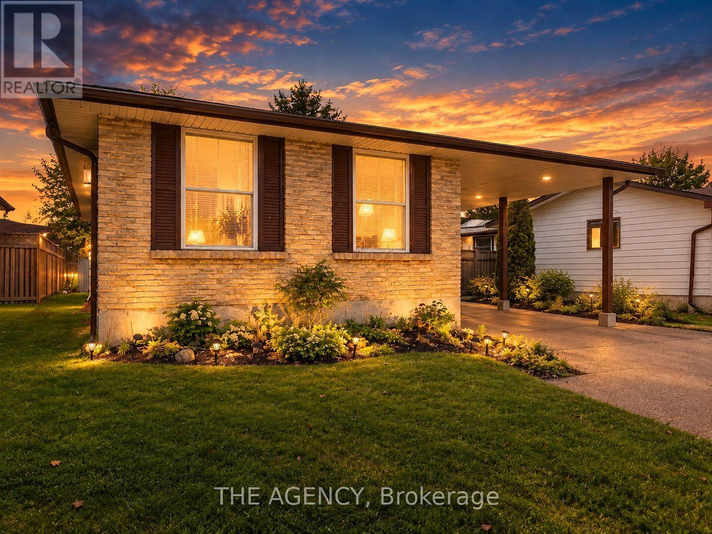 14 MUSKOKA DRIVE, Guelph (Victoria North) — photo 1