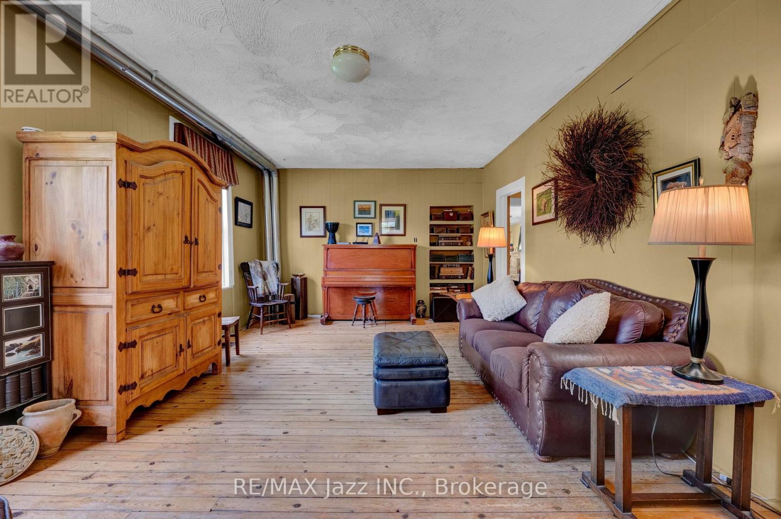 8183 TINKERVILLE ROAD - 10
