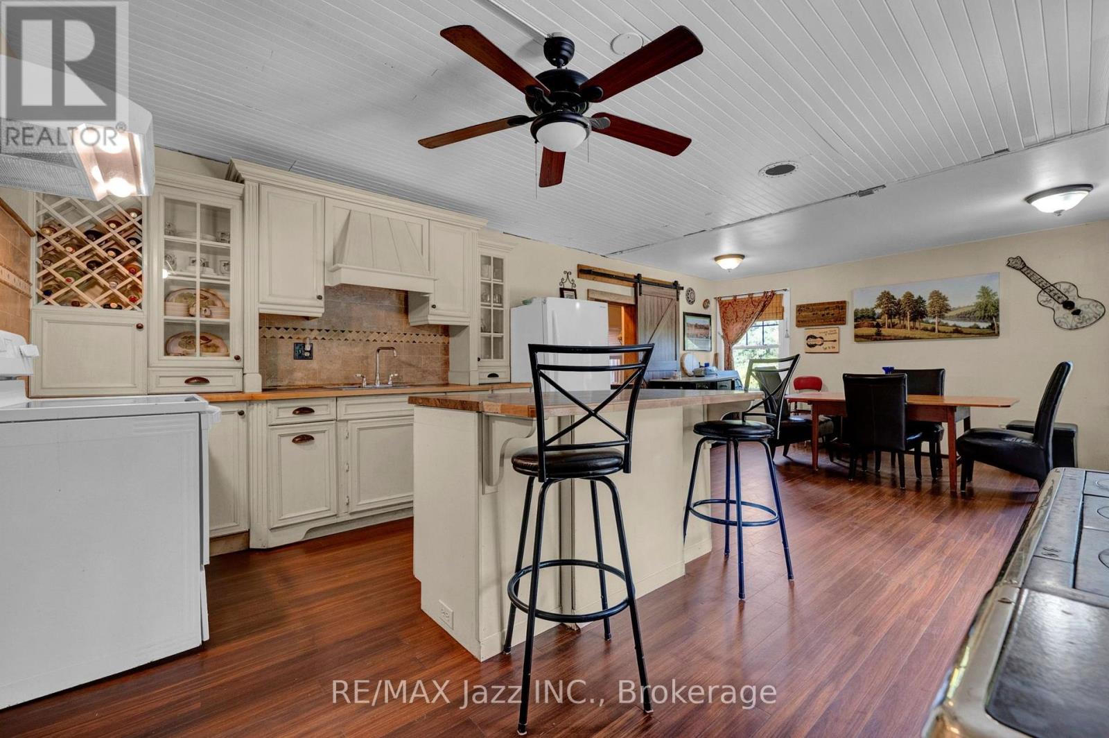 8183 TINKERVILLE ROAD - 14