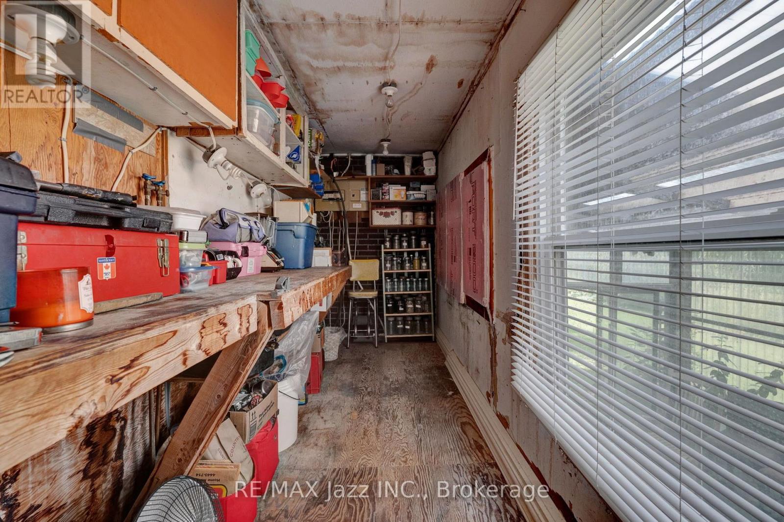 8183 TINKERVILLE ROAD - Image 42