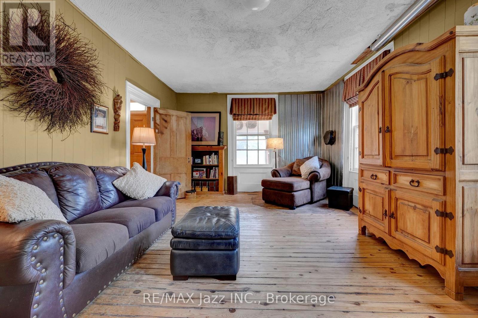8183 TINKERVILLE ROAD - 9