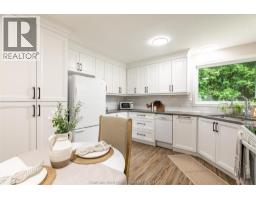 Kitchen - 413 Baldoon Road, Chatham, ON N7L5H2 Photo 12
