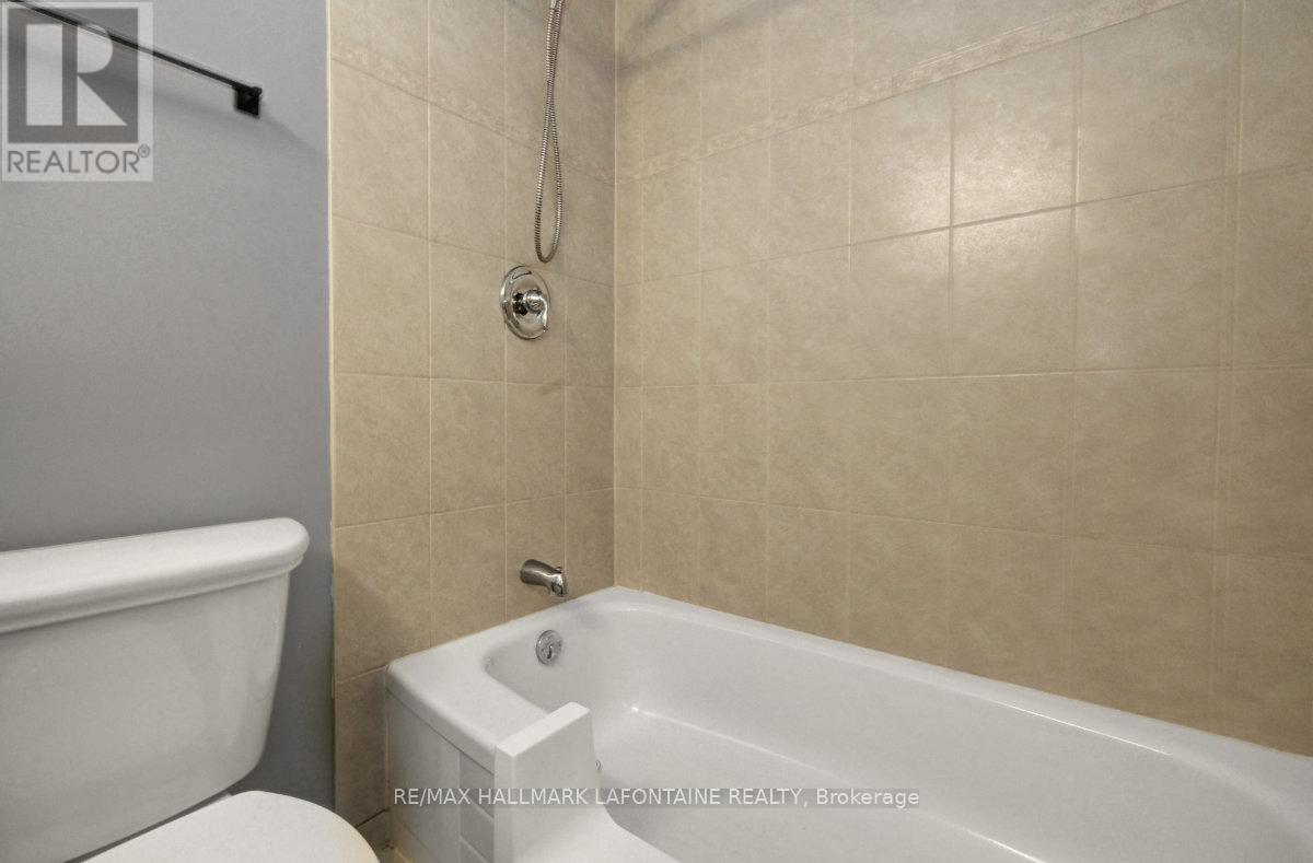 2 Bed, 1 Bath House for Sale in Ottawa – 1606 – 1285 CAHILL DRIVE, Ottawa – MLS# X13751614 - Image 27