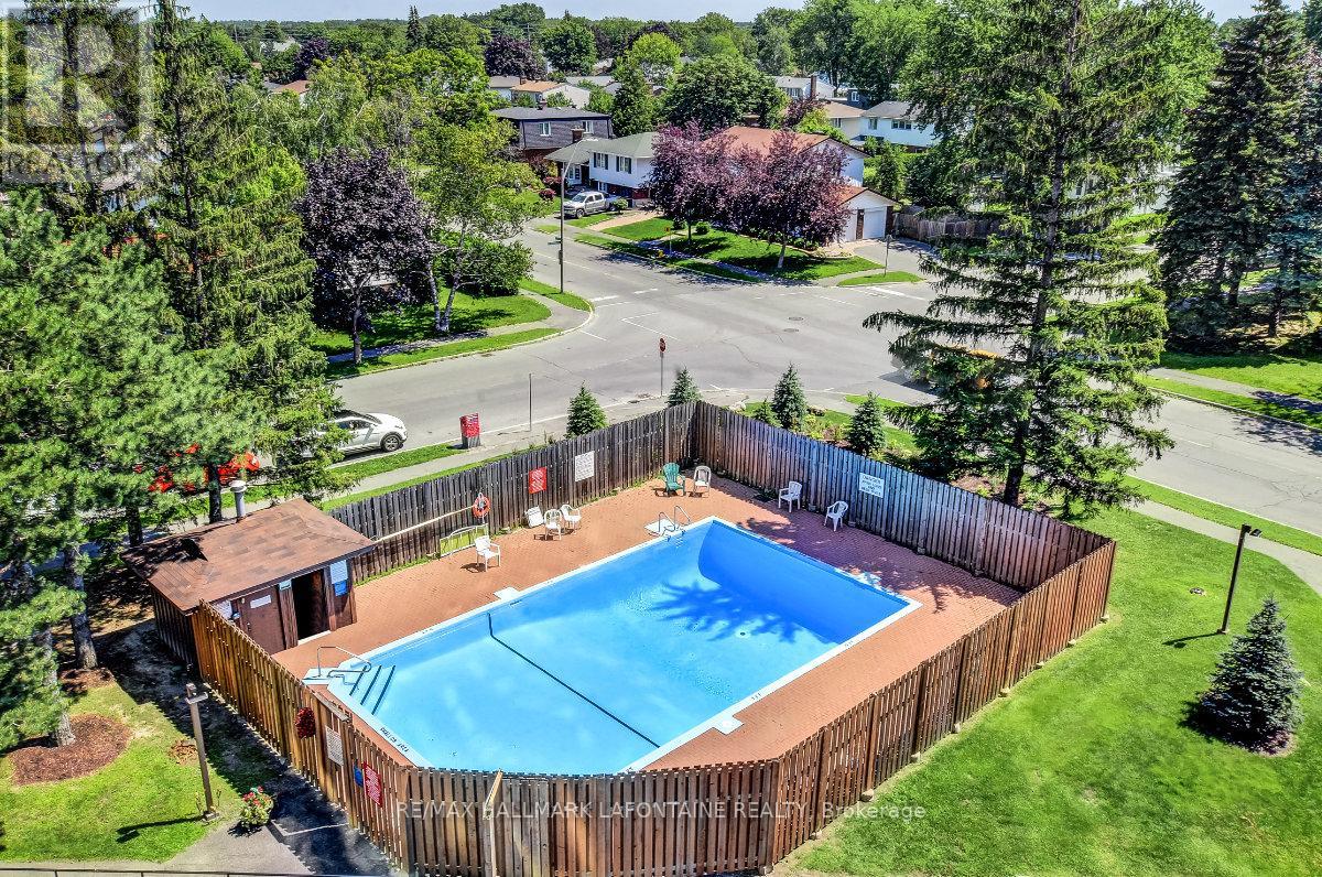 2 Bed, 1 Bath House for Sale in Ottawa – 1606 – 1285 CAHILL DRIVE, Ottawa – MLS# X13751614 - Image 37