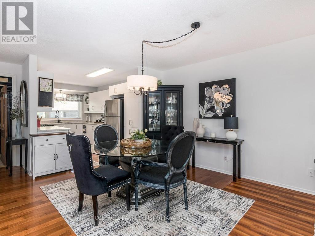12 KITTANSETT COURT - 14